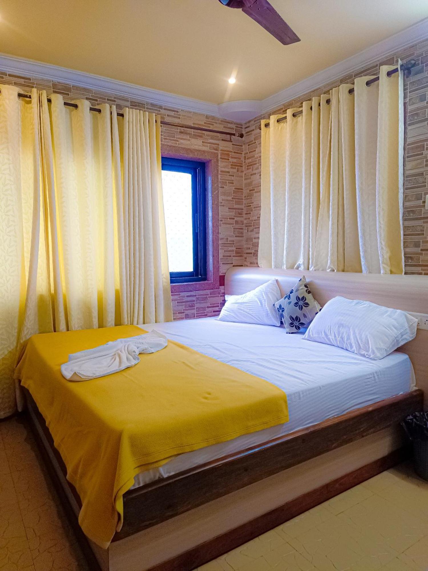 Shradha Luxury Room Calangute Buitenkant foto