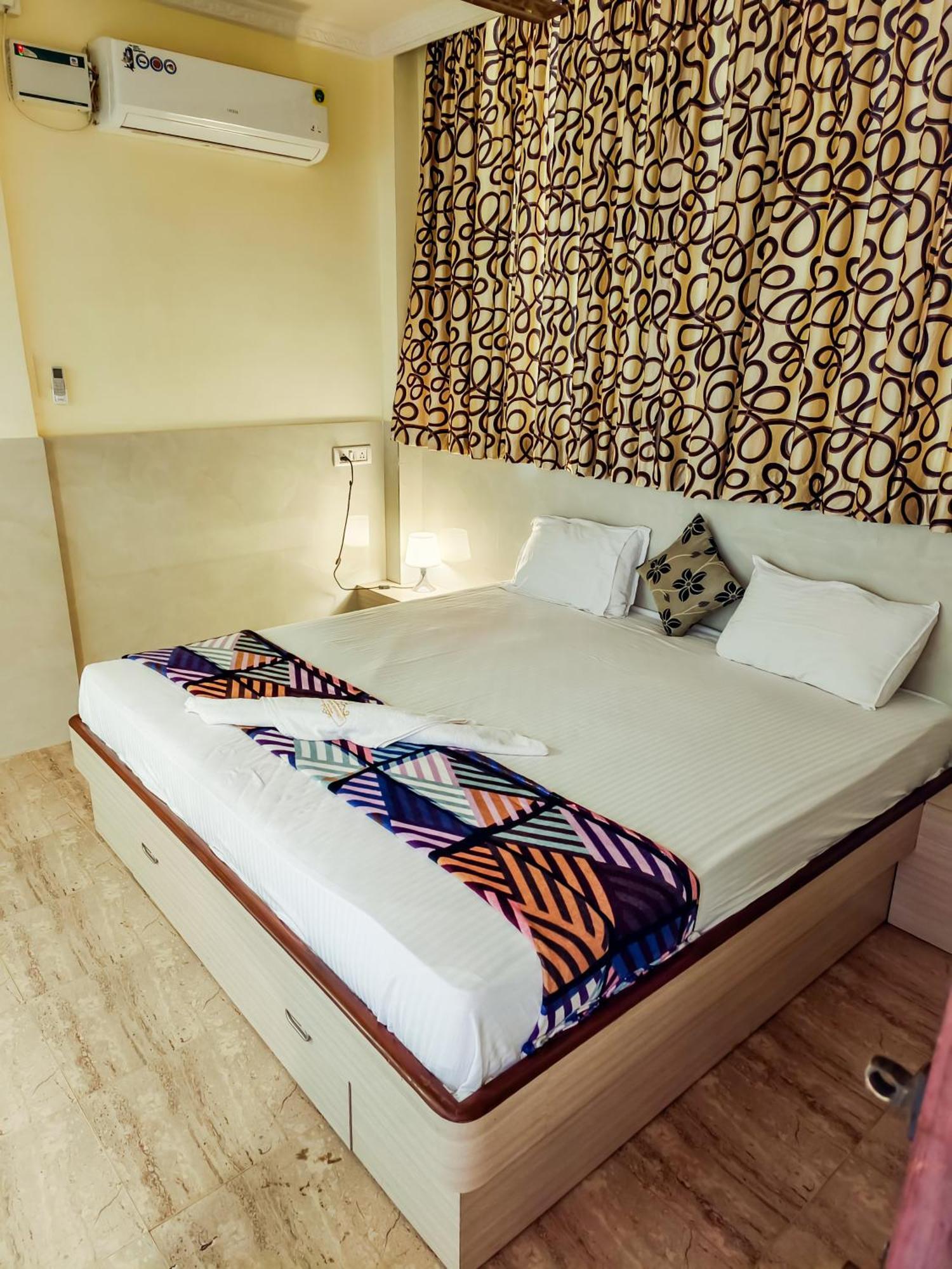 Shradha Luxury Room Calangute Buitenkant foto