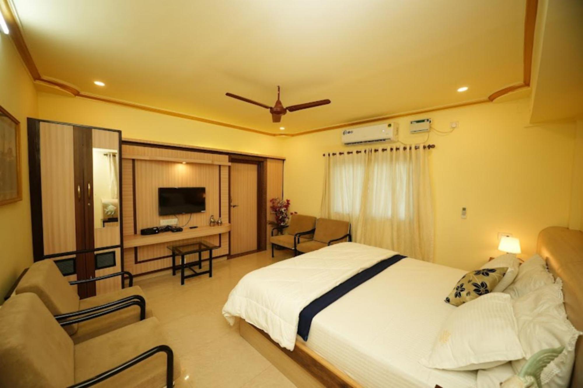 Shradha Luxury Room Calangute Buitenkant foto